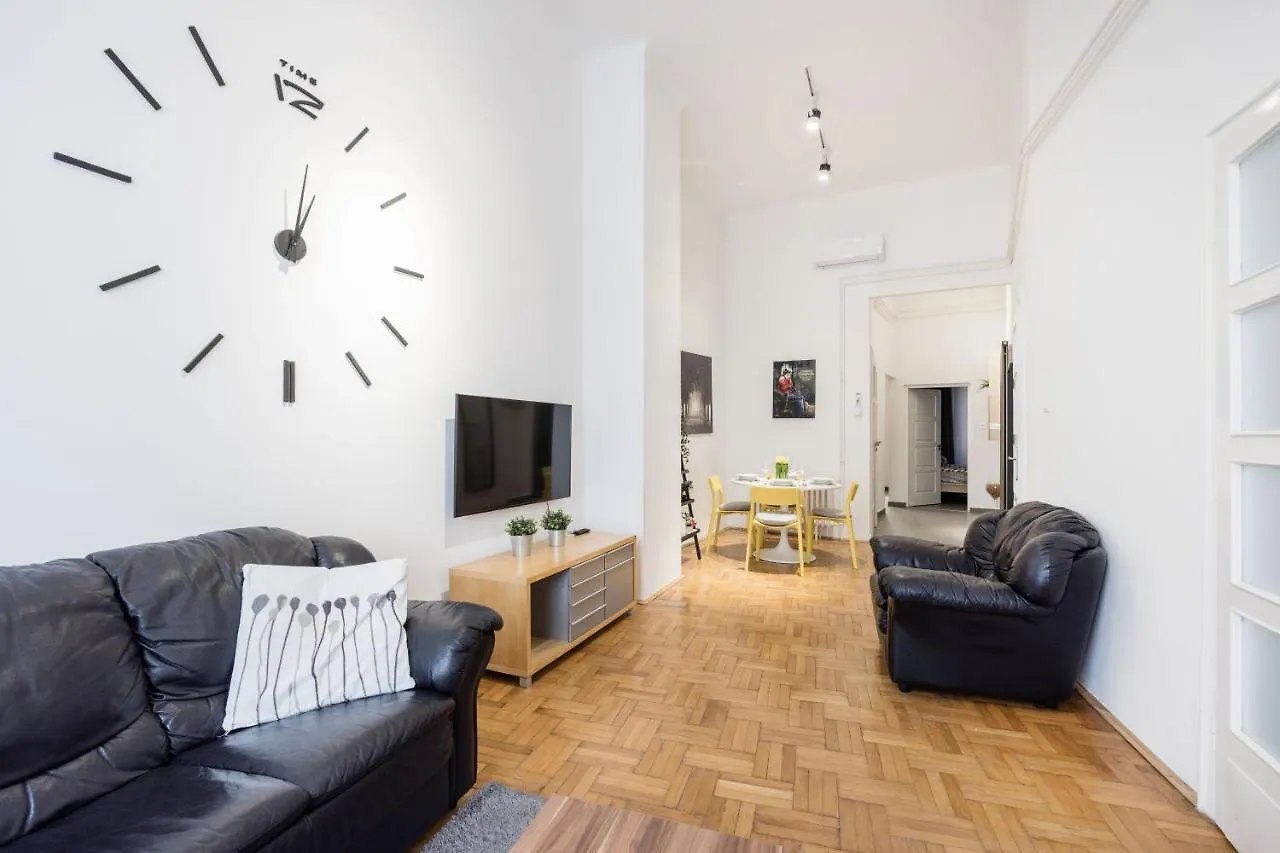 Elegant Apartment In Super Central Location Budapest 0*,  Hongrie